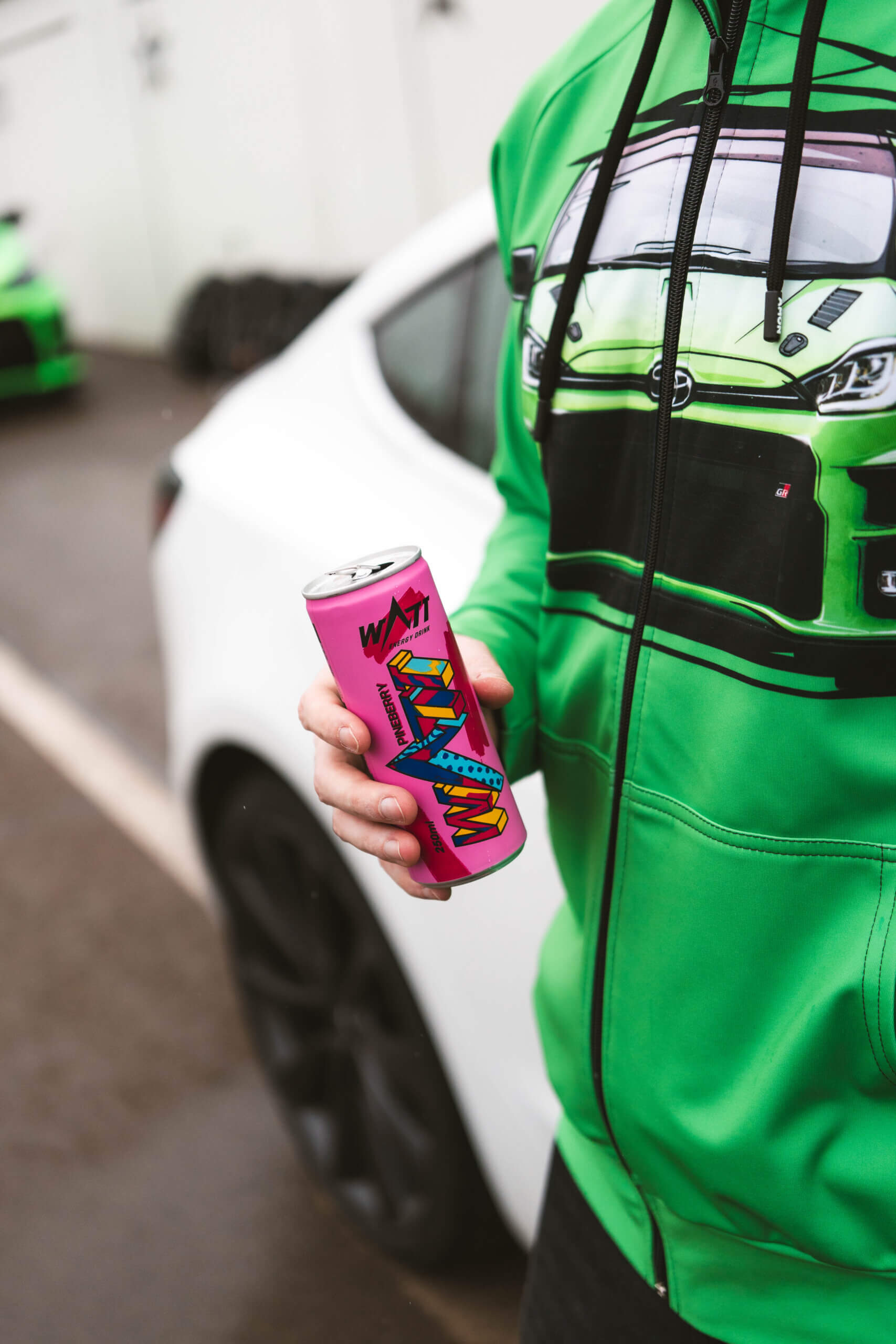 Ámon Olivér kedvence a Fehéreper guava ízű WATT energiaital